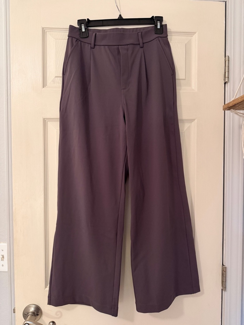 HALARA Wide-Leg High-Rise Pants in Dark Gray